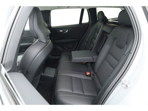 Volvo V60 T6 Recharge Plus Bright | Trekhaak | 360 camera | 4x stoel- + stuurverw. | H&K |