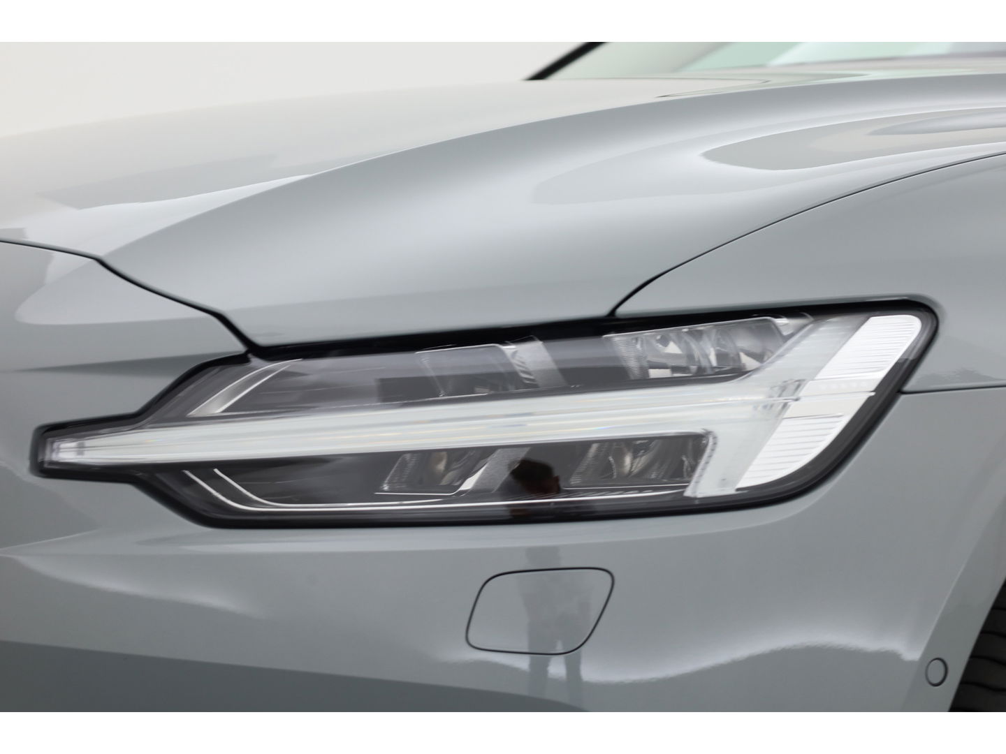 Volvo V60 T6 Recharge Plus Bright | Trekhaak | 360 camera | 4x stoel- + stuurverw. | H&K |