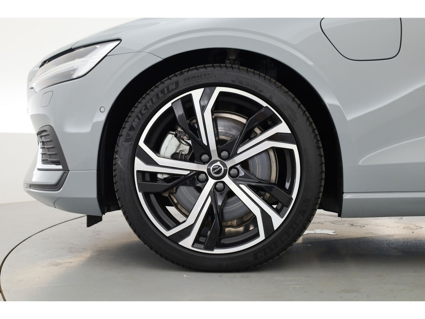 Volvo V60 T6 Recharge Plus Bright | Trekhaak | 360 camera | 4x stoel- + stuurverw. | H&K |