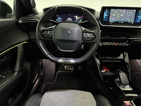 Peugeot e-2008 EV GT 50 kWh | SOH 90% | Snelladen | Sfeer | 360° | Virtual | Camera | Stoelverw. | Adap. Cruise | Keyless | Carplay | NAP