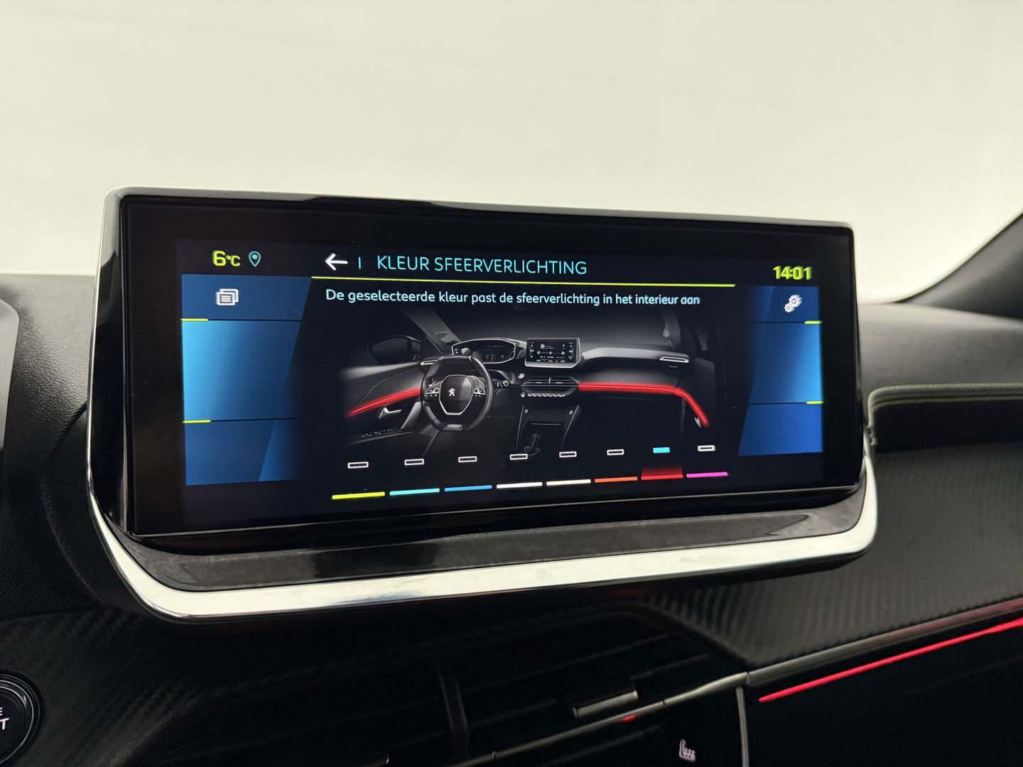 Peugeot e-2008 EV GT 50 kWh | SOH 90% | Snelladen | Sfeer | 360° | Virtual | Camera | Stoelverw. | Adap. Cruise | Keyless | Carplay | NAP