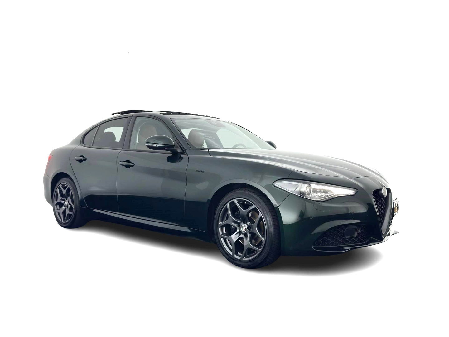 Alfa Romeo Giulia 2.0T Sprint (INCL-BTW) Aut. *PANO | LEATHER-FABRIC | XENON | ADAPTIVE-CRUISE | BLIND-SPOT | SPORTSEATS | CAMERA | NAVI-FULLMAP | DAB+ | SHIFT-PADDLES | PRIVACY-GLASS | LANE-ASSIST | BLINDSPOT | KEYLESS |