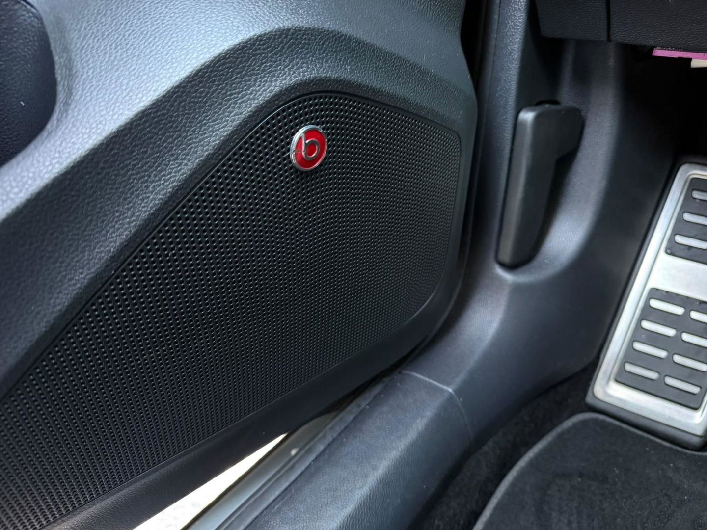 Volkswagen ID3 First Max 58 kWh | SOH 94% | Snelladen | IQ Lights | Virtual | Pano | Adap. Cruise | Massage | HuD | Camera | Sfeer | Carplay | Stoel/Stuur verw. | NAP