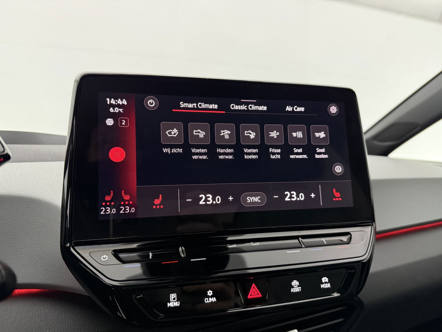 Volkswagen ID3 First Max 58 kWh | SOH 94% | Snelladen | IQ Lights | Virtual | Pano | Adap. Cruise | Massage | HuD | Camera | Sfeer | Carplay | Stoel/Stuur verw. | NAP