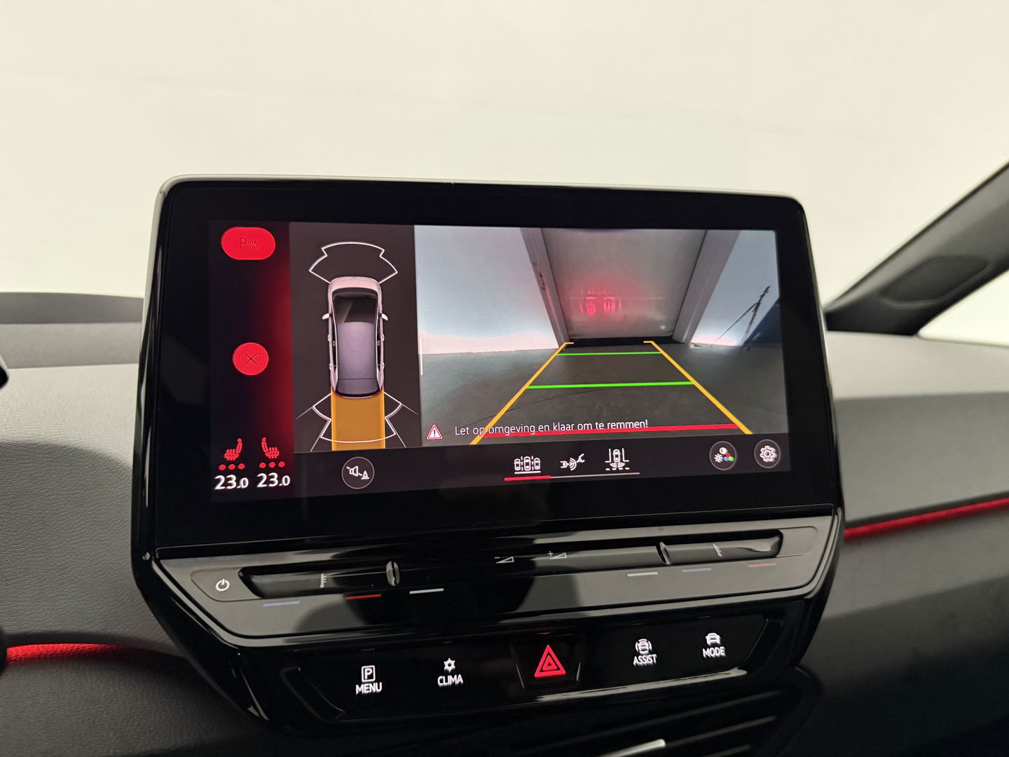 Volkswagen ID3 First Max 58 kWh | SOH 94% | Snelladen | IQ Lights | Virtual | Pano | Adap. Cruise | Massage | HuD | Camera | Sfeer | Carplay | Stoel/Stuur verw. | NAP