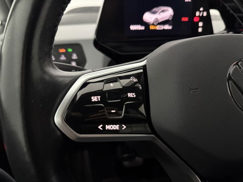 Volkswagen ID3 First Max 58 kWh | SOH 94% | Snelladen | IQ Lights | Virtual | Pano | Adap. Cruise | Massage | HuD | Camera | Sfeer | Carplay | Stoel/Stuur verw. | NAP