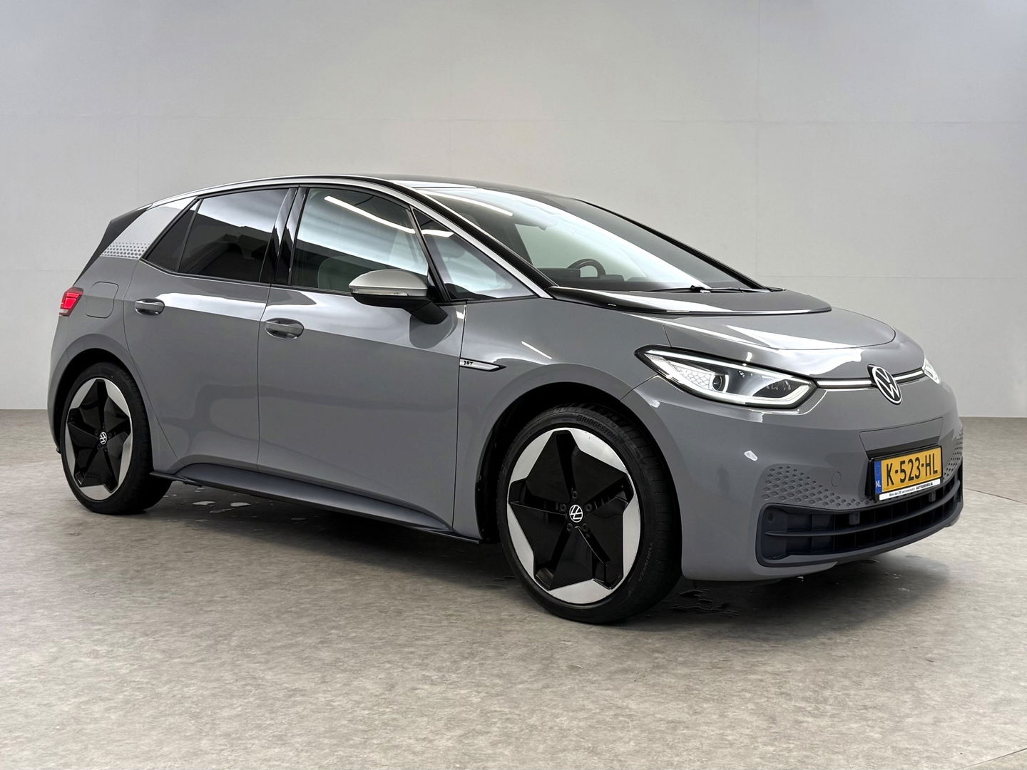 Volkswagen ID3 First Max 58 kWh | SOH 94% | Snelladen | IQ Lights | Virtual | Pano | Adap. Cruise | Massage | HuD | Camera | Sfeer | Carplay | Stoel/Stuur verw. | NAP