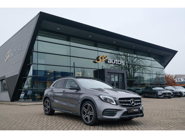 Mercedes-Benz GLA - GLA180 AMG 122pk Panoramadak Night pakket Climate control Cruise control Trekhaak 19" LMV