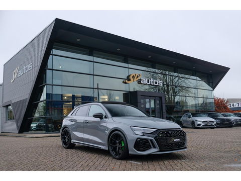 Audi RS3 Sportback 2.5 TFSI 400PK Quattro Hulk Panoramadak *BTW* Keramisch VOL! Massage B&O audio RS Dynamic