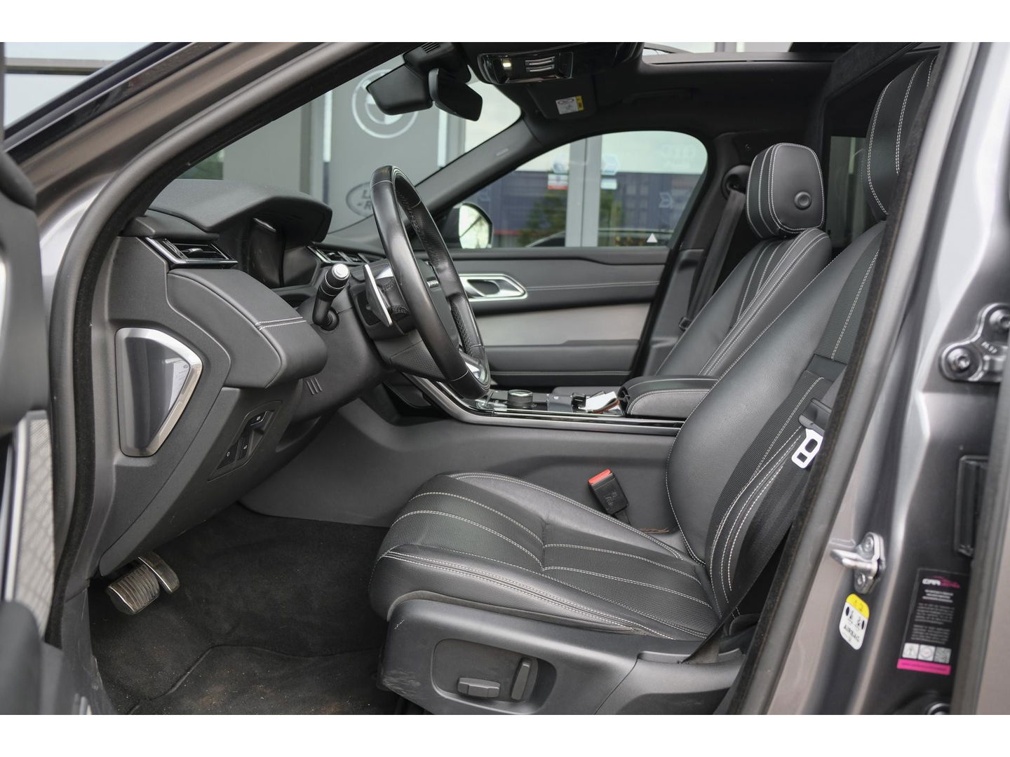 Land Rover Range Rover Velar D300 V6 300pk R-dynamic Grijs kenteken Panoramadak Medidian 22" LMV SVR