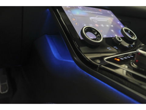 Land Rover Range Rover Velar D300 V6 300pk R-dynamic Grijs kenteken Panoramadak Medidian 22" LMV SVR