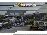 Mercedes-Benz V-Klasse - V300d AMG 240pk Extra Lang XL Burmester Elektrische schuifdeuren Trekhaak Night pakket Black Edition