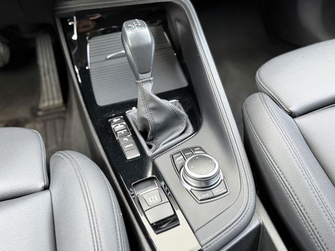 BMW X1 xDrive25e High Ex. Sportline |Leer|Trekhaak|Camera|19"LM velgen