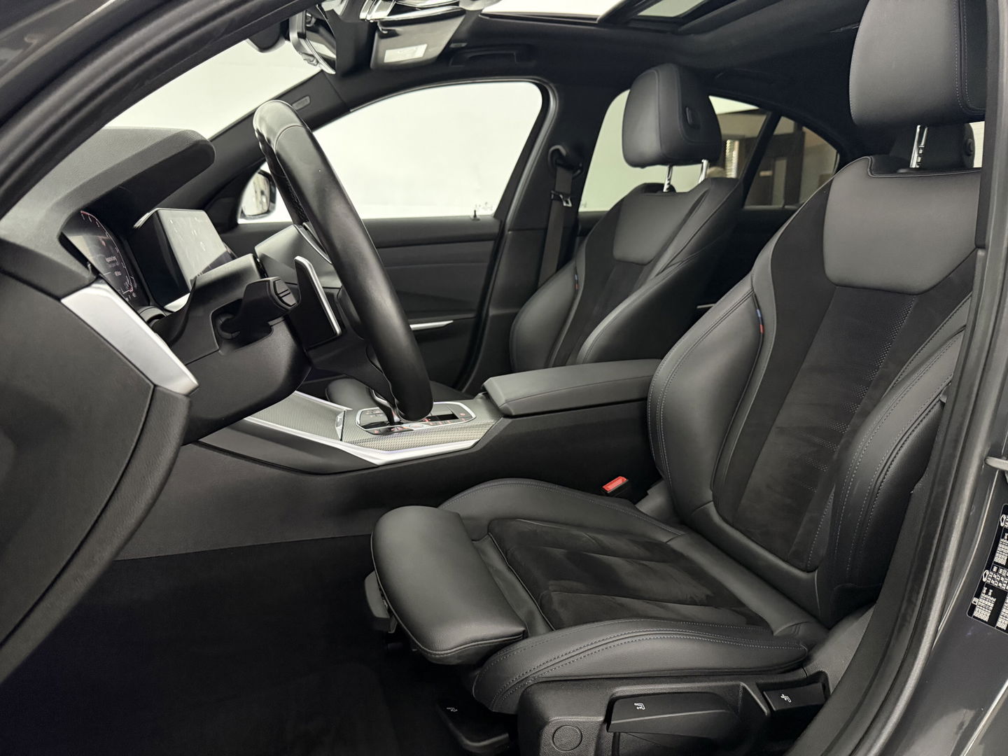 BMW 3-serie 320i Executive Edition M-Sport | Pano | Sfeer | Virtual | Camera | Stoelverw. | Cruise | Carplay