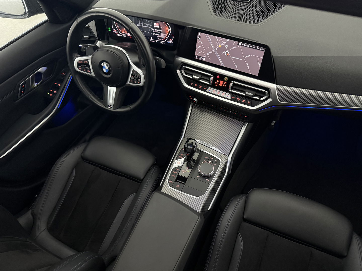 BMW 3-serie 320i Executive Edition M-Sport | Pano | Sfeer | Virtual | Camera | Stoelverw. | Cruise | Carplay
