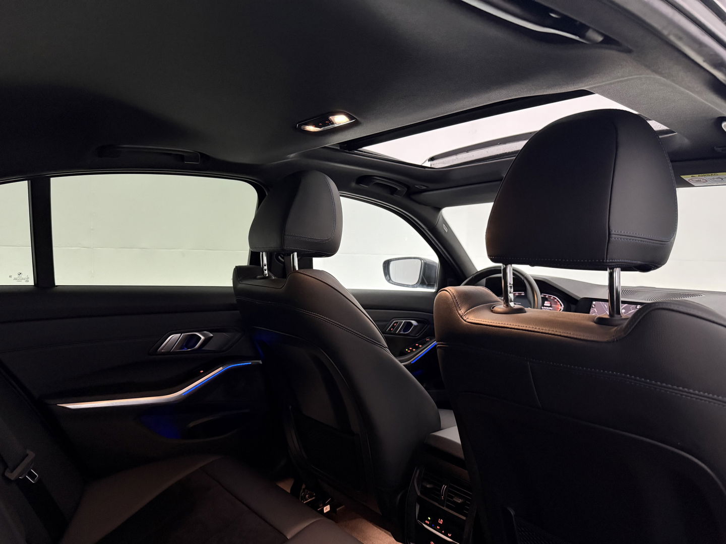 BMW 3-serie 320i Executive Edition M-Sport | Pano | Sfeer | Virtual | Camera | Stoelverw. | Cruise | Carplay