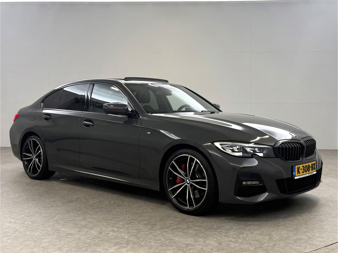BMW 3-serie 320i Executive Edition M-Sport | Pano | Sfeer | Virtual | Camera | Stoelverw. | Cruise | Carplay
