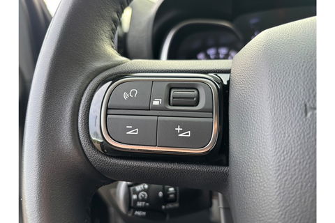 Citroën C3 Aircross 1.2 PT S&S SHINE AUTOMAAT NAVI PDC-CAMERA CRUISECONTROL.