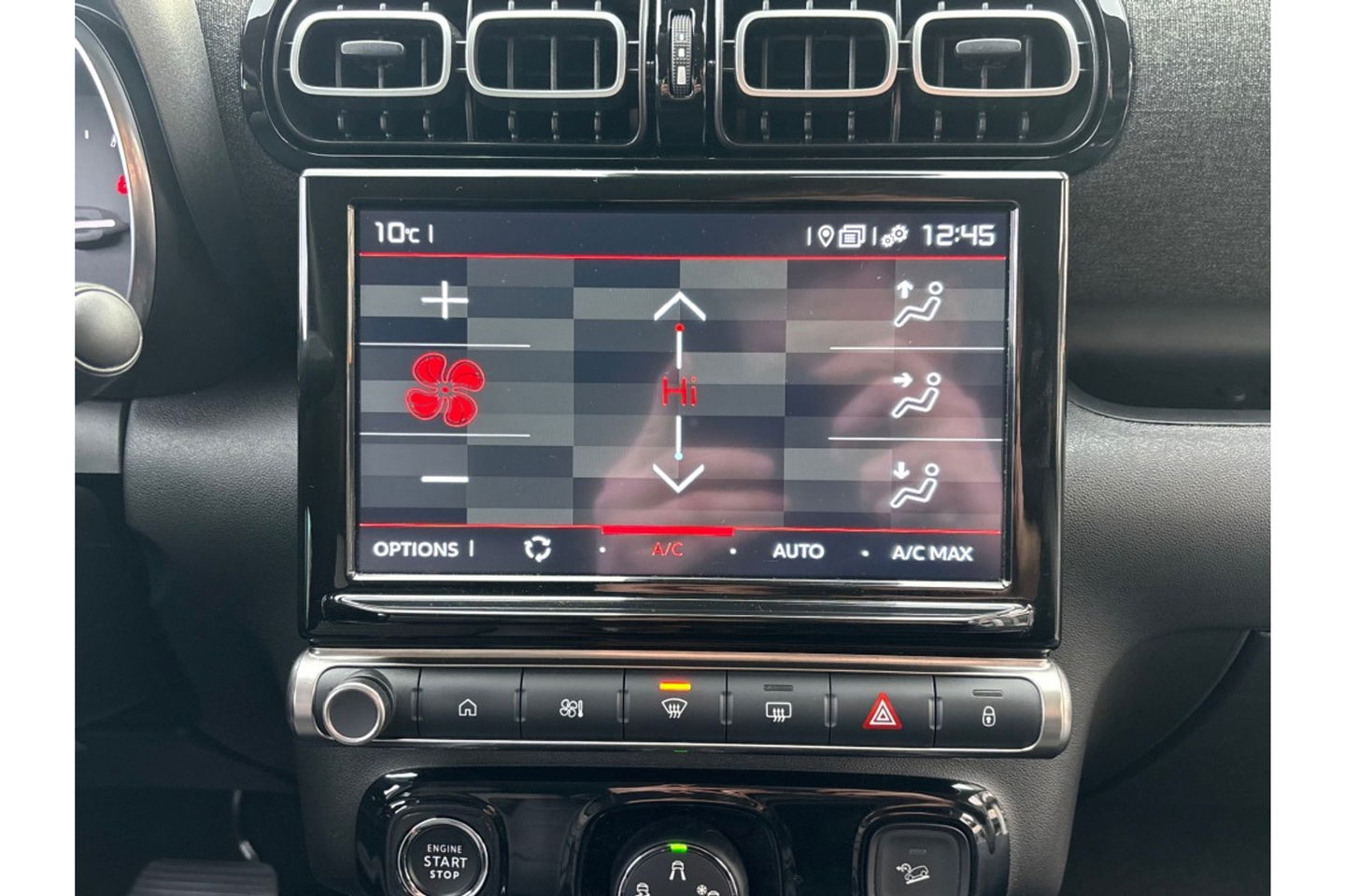 Citroën C3 Aircross 1.2 PT S&S SHINE AUTOMAAT NAVI PDC-CAMERA CRUISECONTROL.