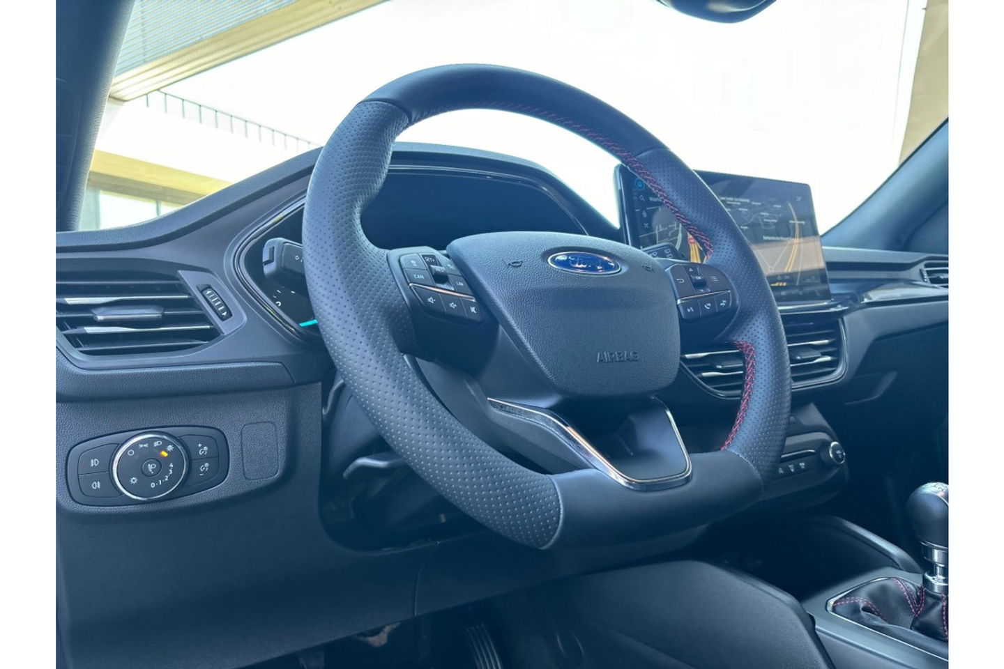 Ford Focus 1.0 ST LINE X AIRCO NAVI PDC-CAMERA360GR WINTERPACK.