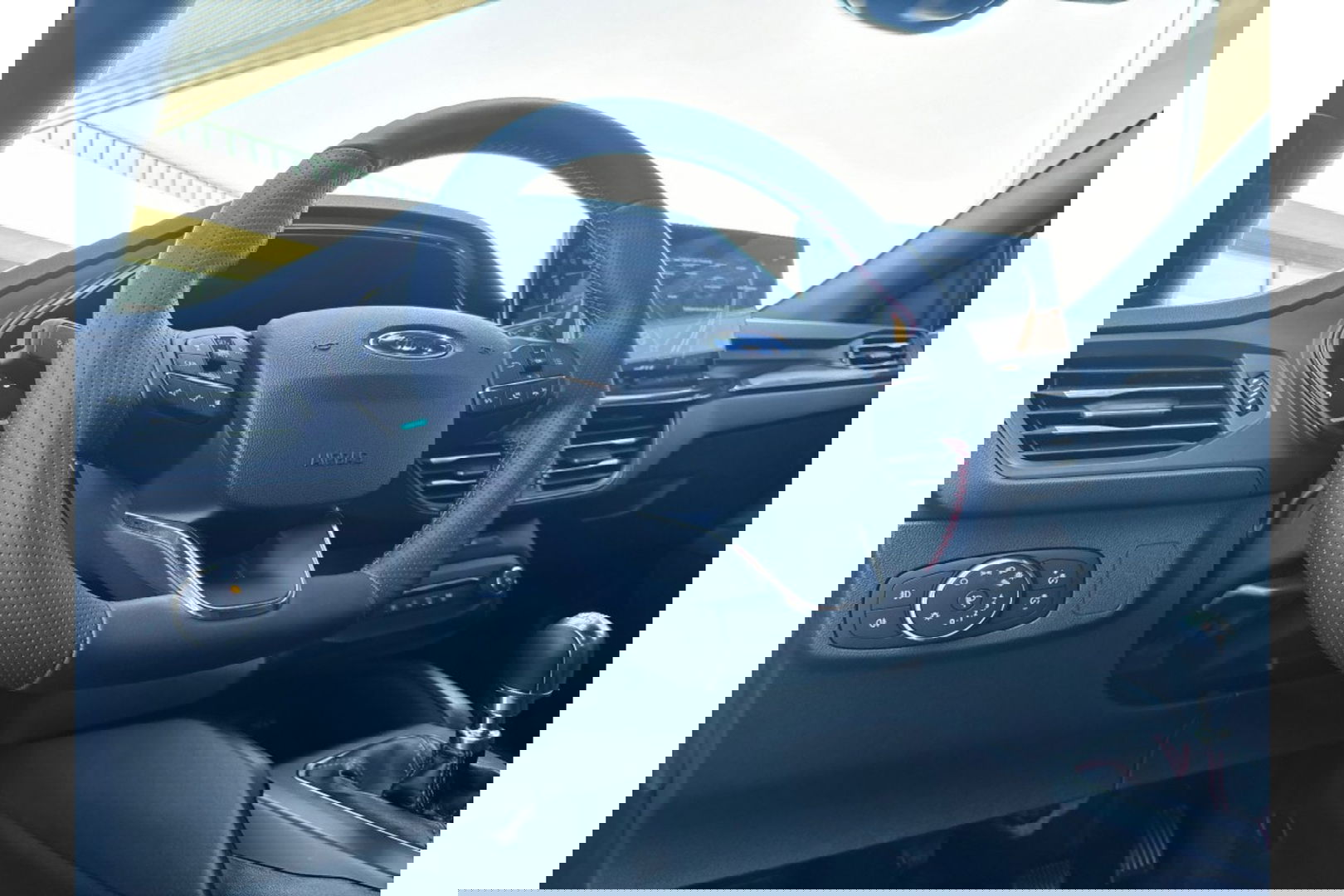 Ford Focus 1.0 ST LINE X AIRCO NAVI PDC-CAMERA360GR WINTERPACK.