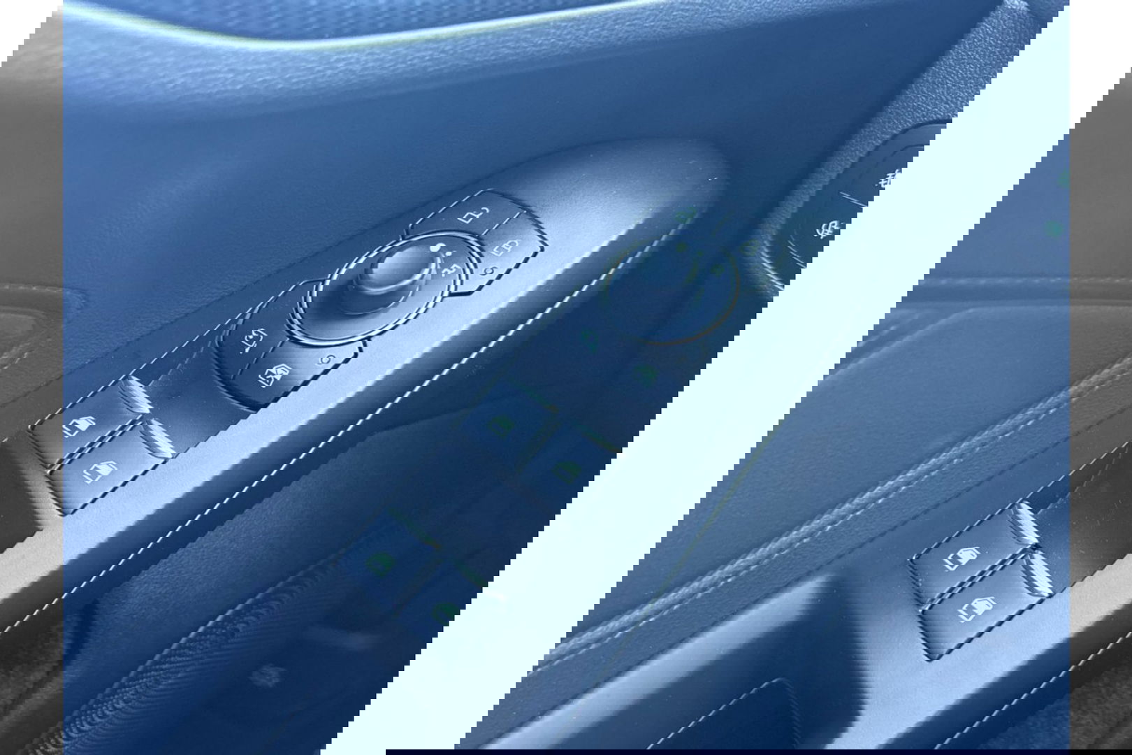 Ford Focus 1.0 ST LINE X AIRCO NAVI PDC-CAMERA360GR WINTERPACK.