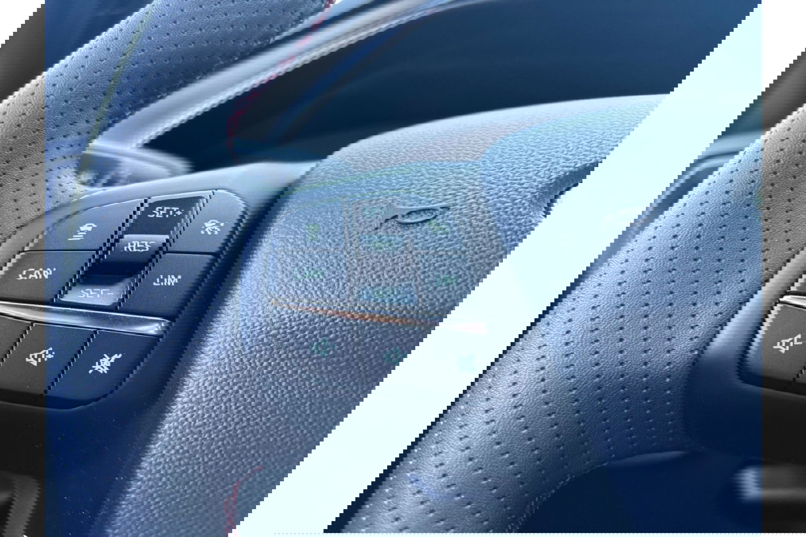 Ford Focus 1.0 ST LINE X AIRCO NAVI PDC-CAMERA360GR WINTERPACK.