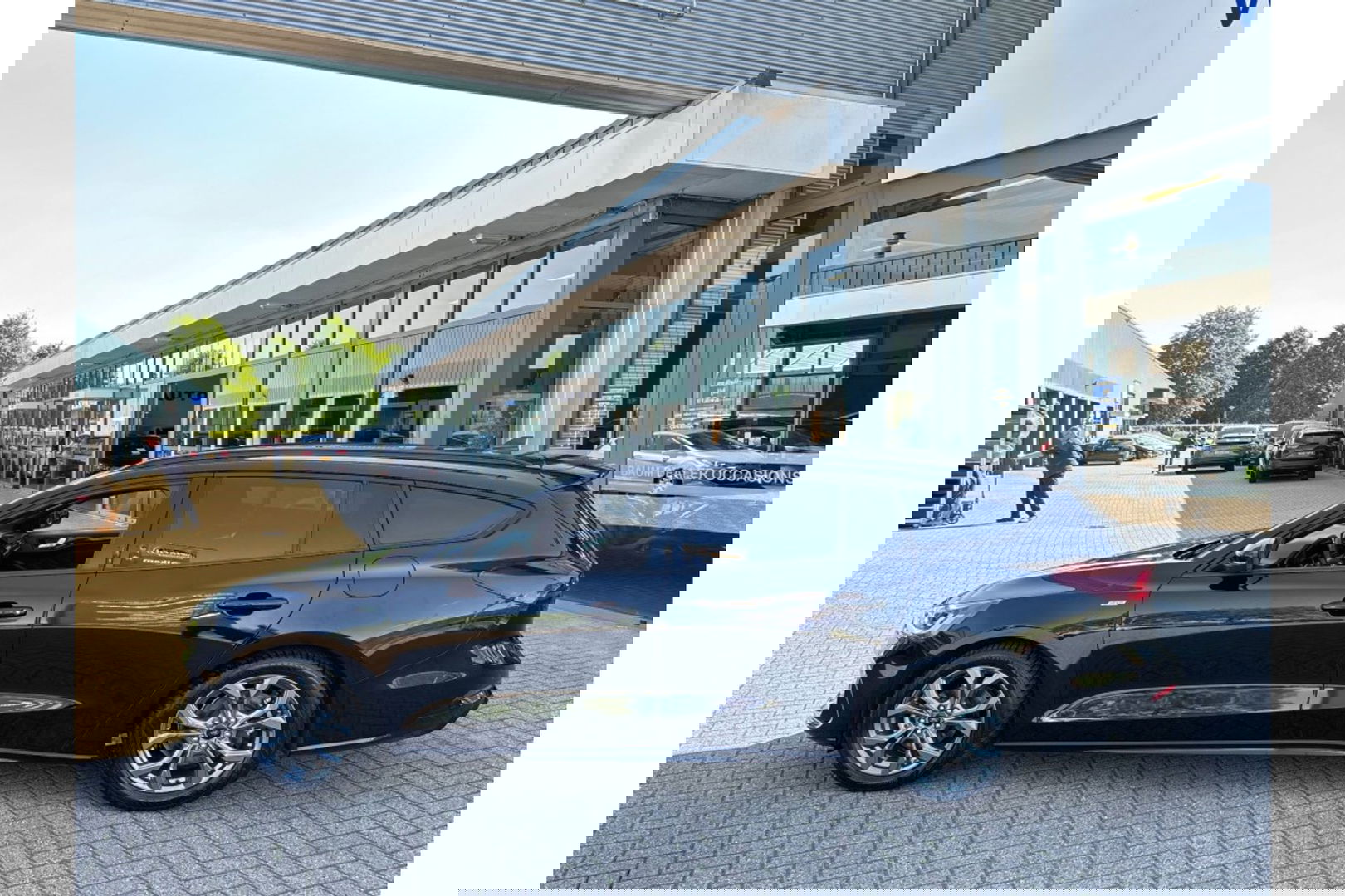 Ford Focus 1.0 ST LINE X AIRCO NAVI PDC-CAMERA360GR WINTERPACK.