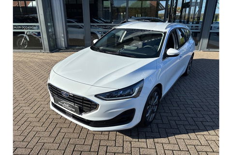 Ford Focus 1.0 TITANIUM X AIRCO WIDESCREEN PDC WINTERPACK.