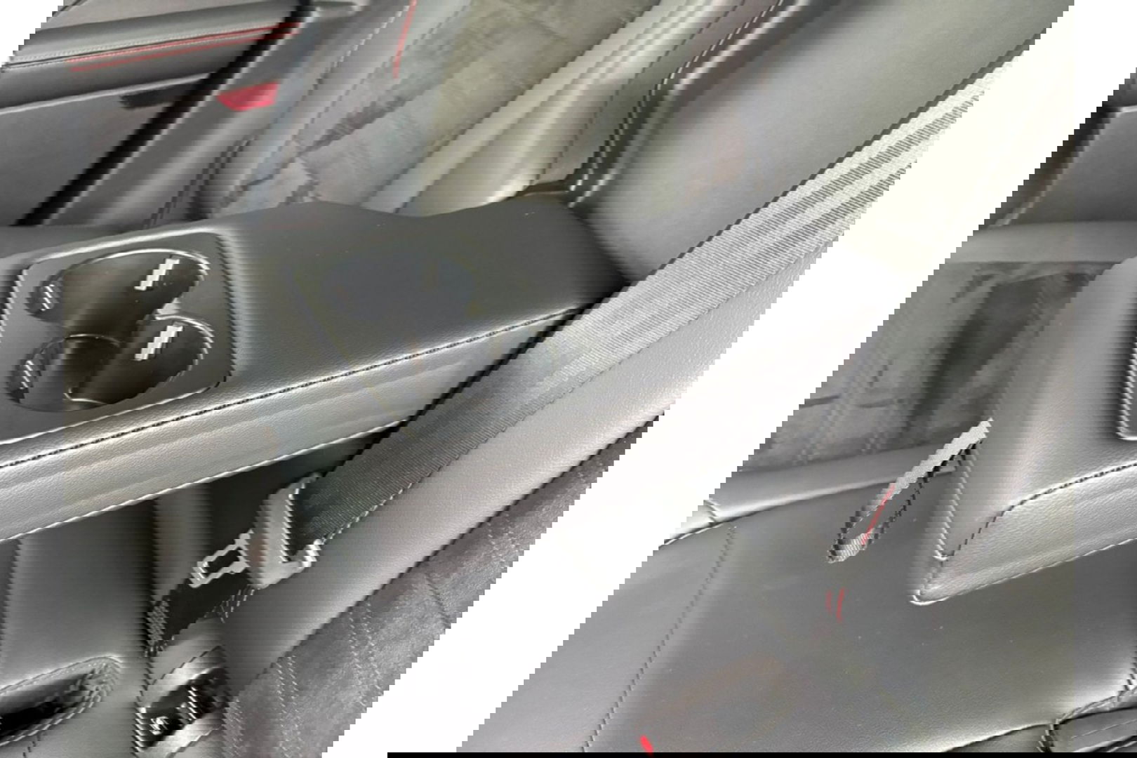 Ford Kuga 2.5 PHEV 225PK ST-LINE NORDIC AIRCO NAVI PDC-CAMERA.