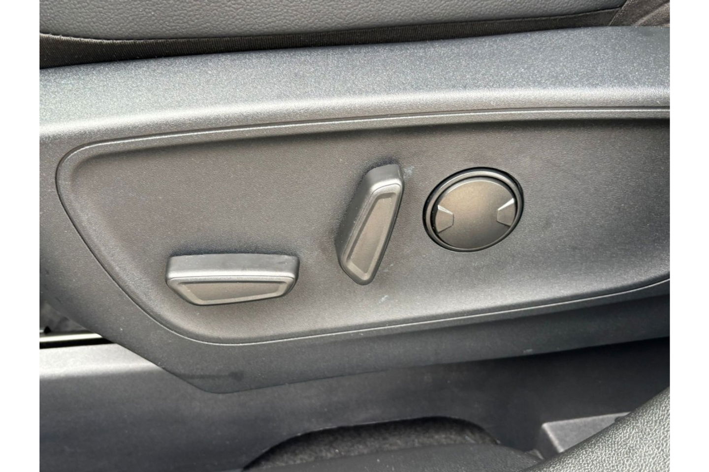 Ford Kuga 2.5 PHEV 225PK ST-LINE NORDIC AIRCO NAVI PDC-CAMERA.