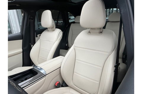 Mercedes-Benz GLC 300DE 4MATIC AMG LINE PANORAMA LEER NAVI PDC360GR.