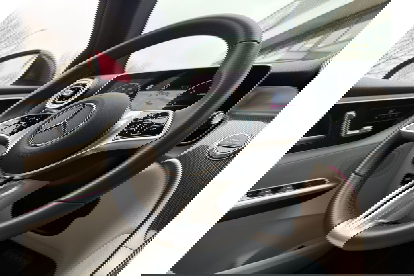 Mercedes-Benz GLC 300DE 4MATIC AMG LINE PANORAMA LEER NAVI PDC360GR.