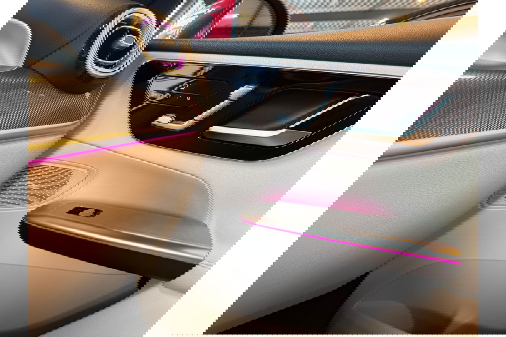 Mercedes-Benz GLC 300DE 4MATIC AMG LINE PANORAMA LEER NAVI PDC360GR.