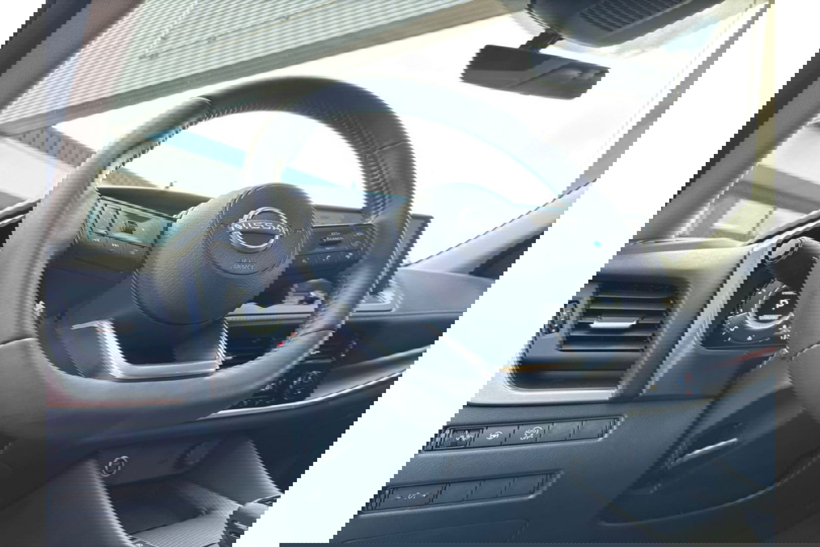 Nissan QASHQAI 1.3 MHEV X N-CONNECTA AUTOMAAT NAVI WIDESCREEN 360CAMERA.