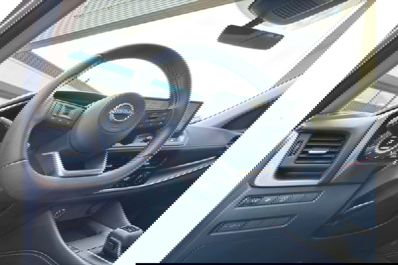 Nissan QASHQAI 1.3 MHEV X N-CONNECTA AUTOMAAT NAVI WIDESCREEN 360CAMERA.