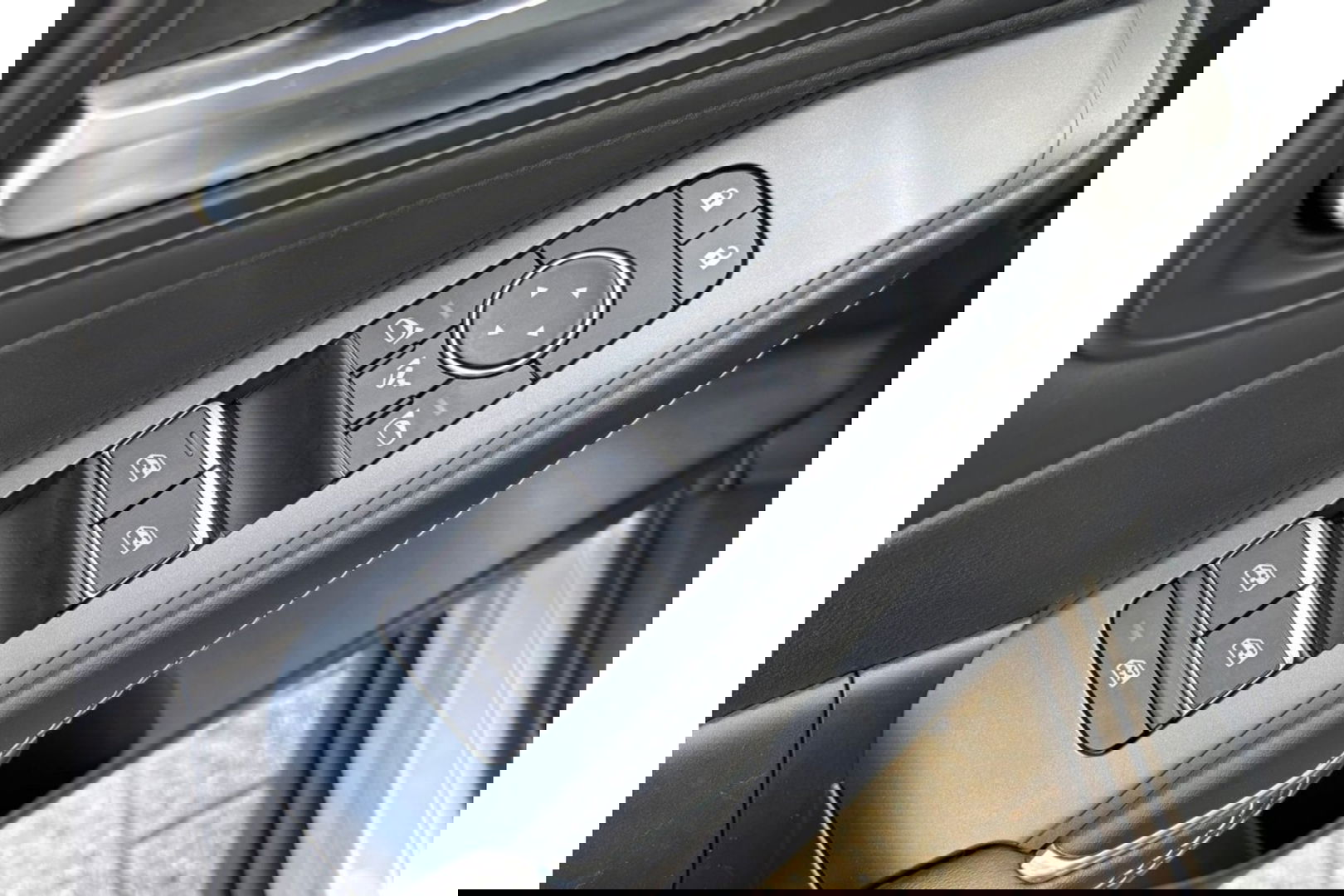 Nissan QASHQAI 1.3 MHEV X N-CONNECTA AUTOMAAT NAVI WIDESCREEN 360CAMERA.