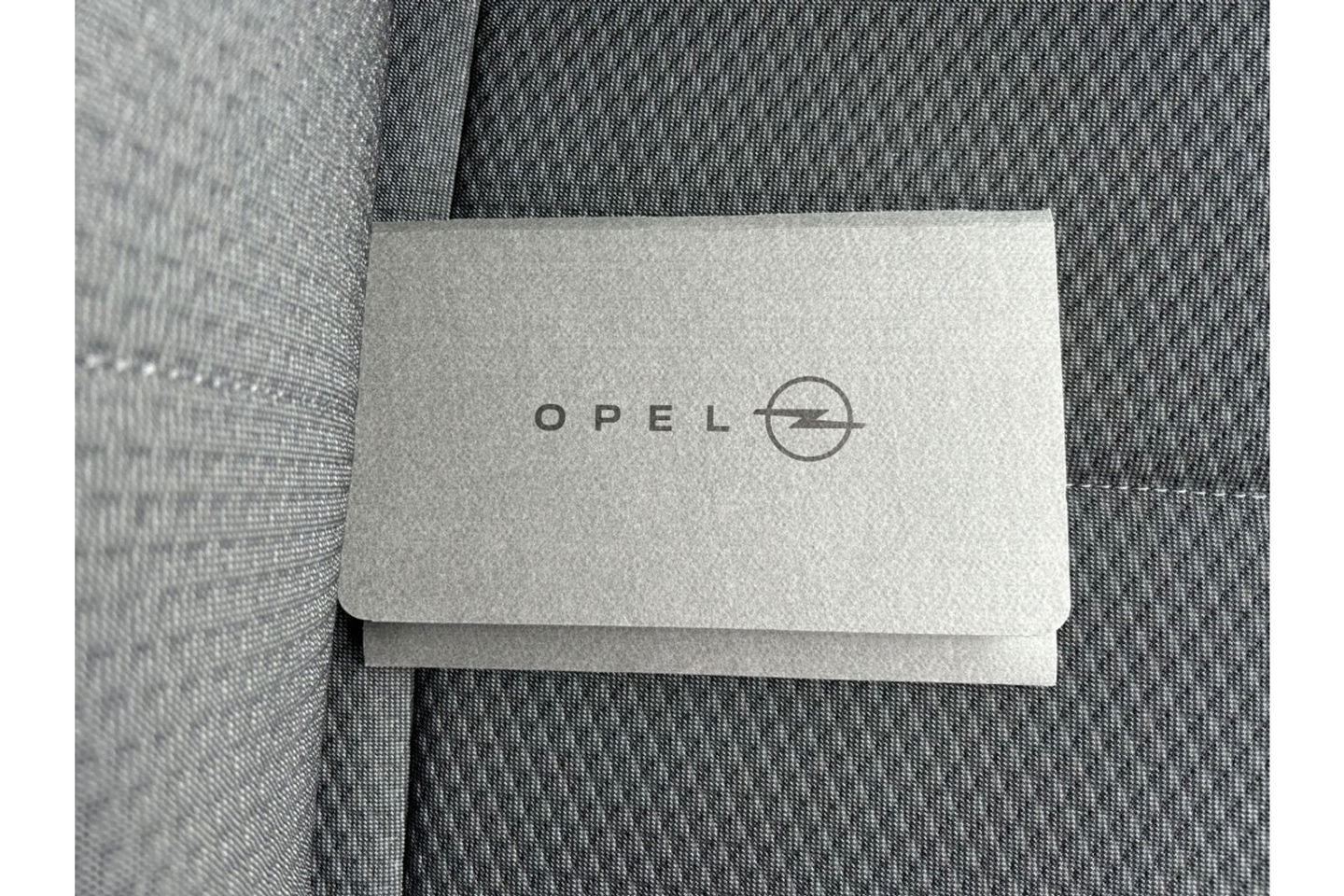 Opel Astra 1.2 TURBO EDITION AIRCO NAVI PDC-CAMERA360GR.