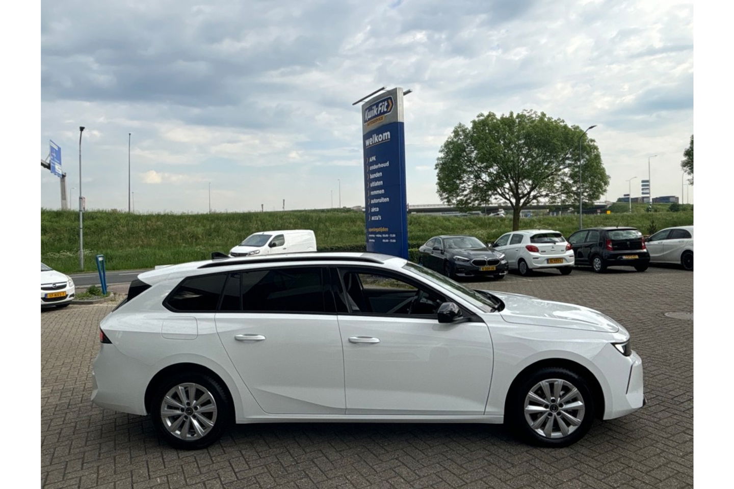 Opel Astra 1.2 TURBO EDITION AIRCO NAVI PDC-CAMERA360GR.