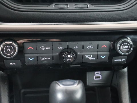 Jeep Compass 4xe 240 Plug-in Hybrid Electric S | Stoel & stuurverwarming | Half leder | Camera | Adaptive cruise | Carplay | Keyless | PHEV