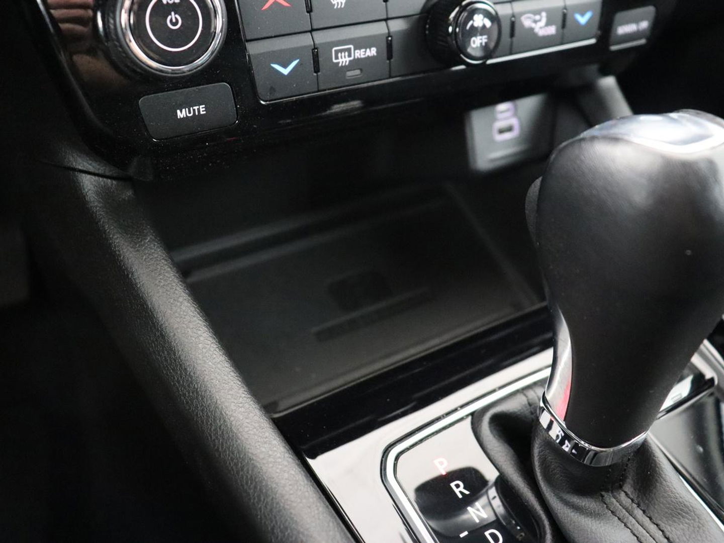 Jeep Compass 4xe 240 Plug-in Hybrid Electric S | Stoel & stuurverwarming | Half leder | Camera | Adaptive cruise | Carplay | Keyless | PHEV