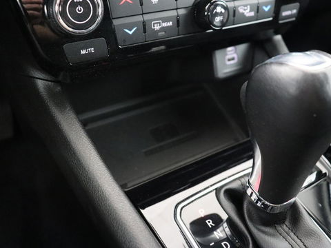 Jeep Compass 4xe 240 Plug-in Hybrid Electric S | Stoel & stuurverwarming | Half leder | Camera | Adaptive cruise | Carplay | Keyless | PHEV