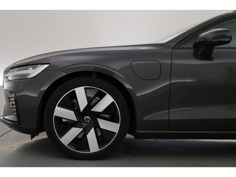 Volvo V60 2.0 T6 Plug-in hybrid AWD Plus Dark | ACC | BLIS | H&K | Stuur- & 4x stoelverw. | Elek. Voorstoelen |