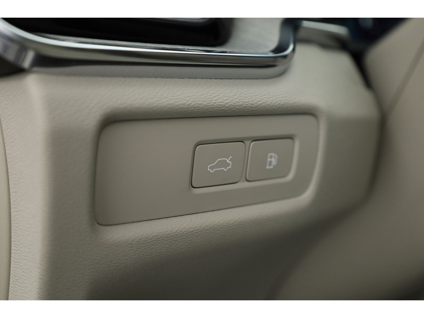 Volvo V60 2.0 T6 Plug-in hybrid AWD Plus Dark | ACC | BLIS | H&K | Stuur- & 4x stoelverw. | Elek. Voorstoelen |