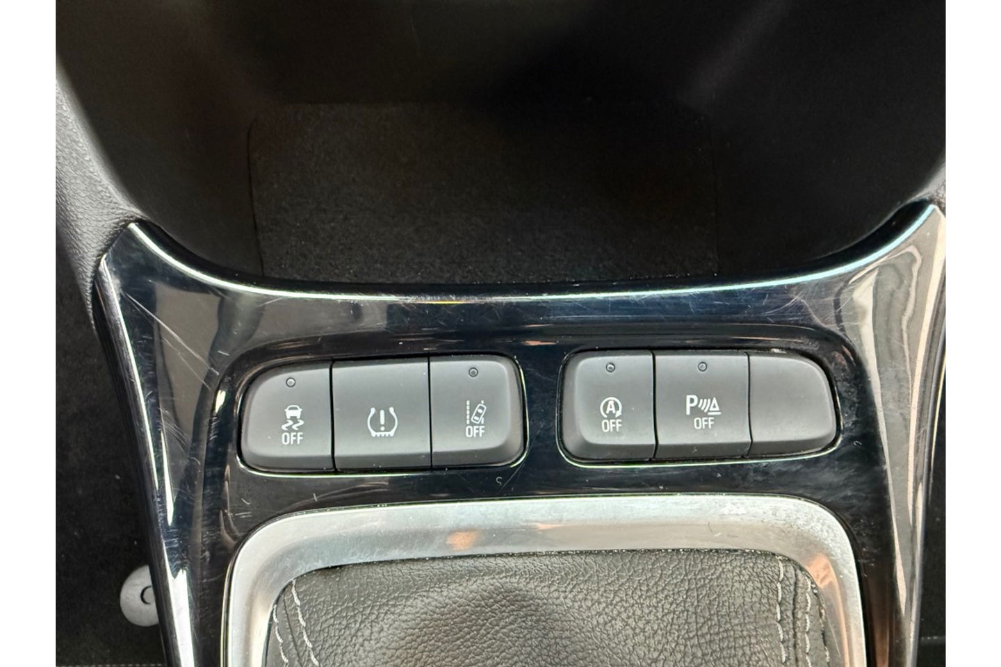 Opel Crossland 1.2 TURBO ELEGANCE 110PK AIRCO NAVI PDC-CAMERA.