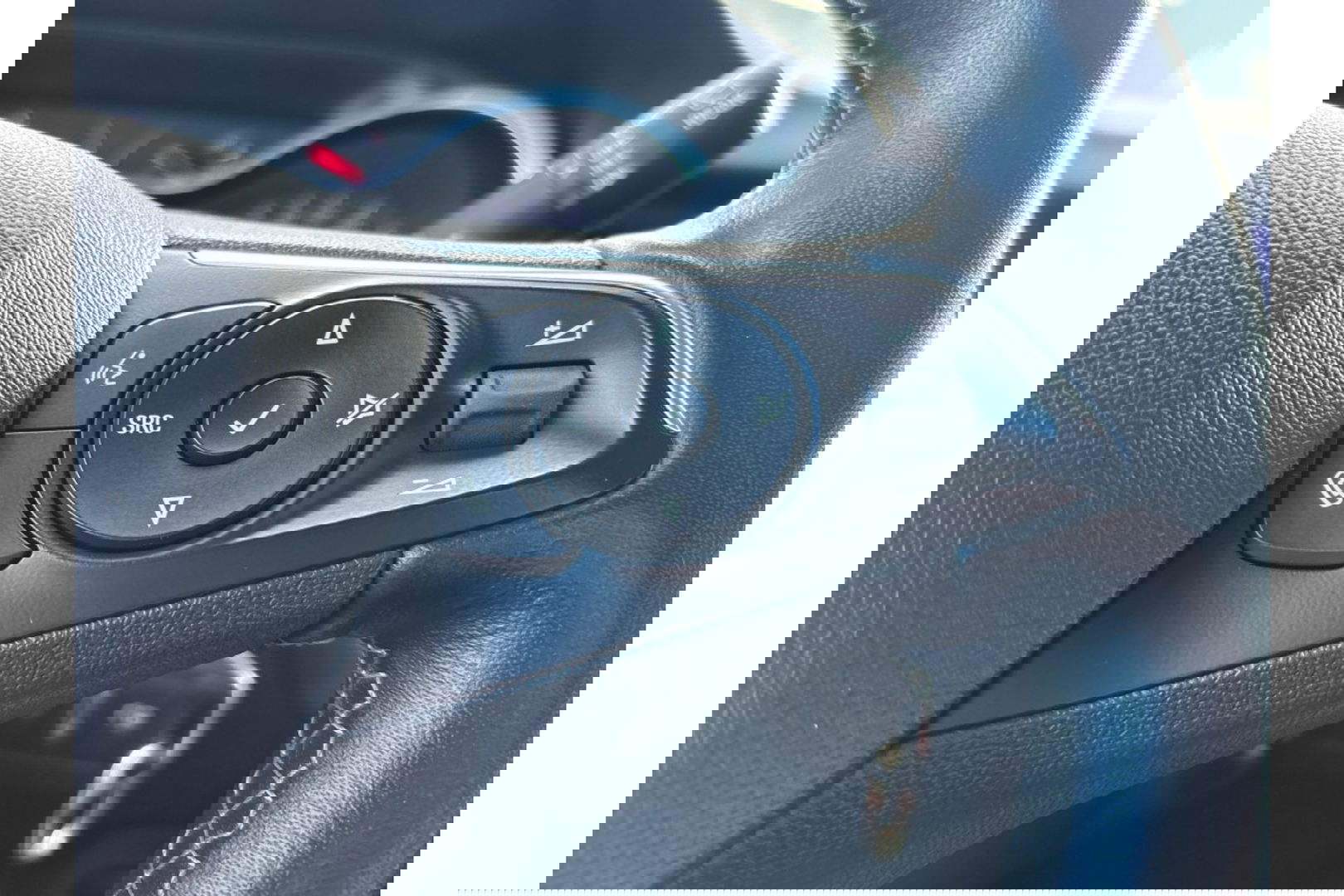 Opel Crossland 1.2 TURBO LEVEL 3 AUTOMAAT AIRCO NAVI PDC-CAMERA.