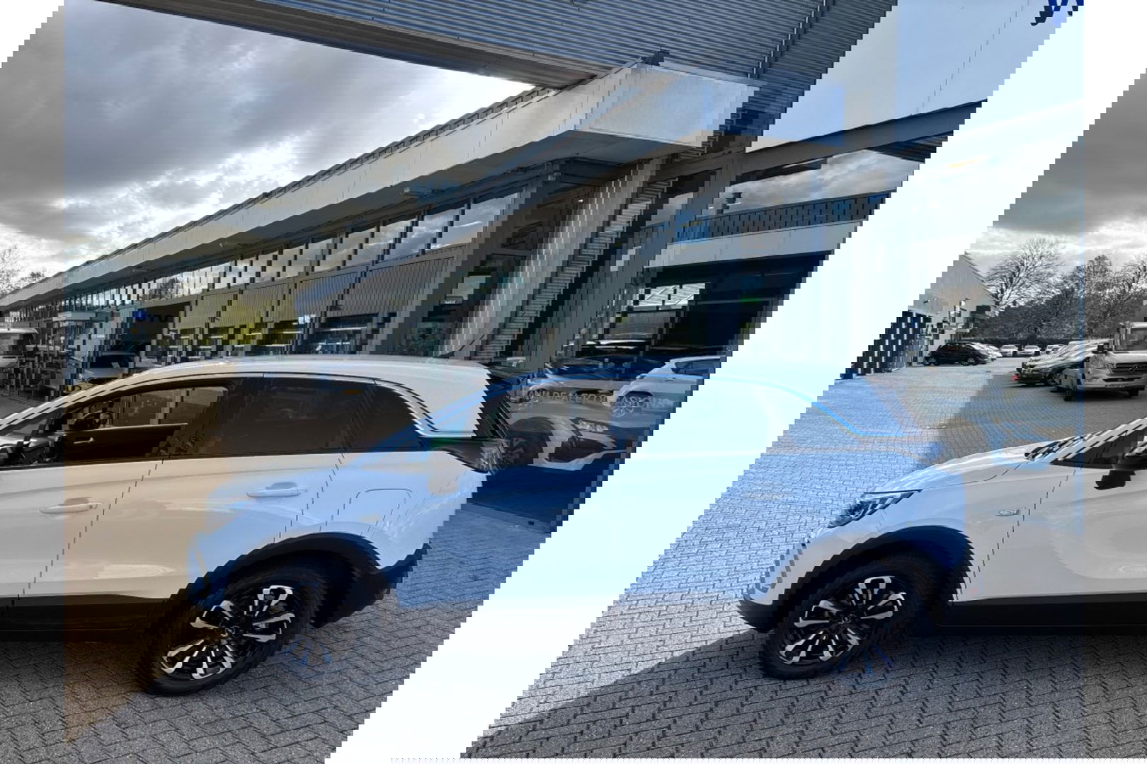 Opel Crossland 1.2 TURBO LEVEL 3 AUTOMAAT AIRCO NAVI PDC-CAMERA.