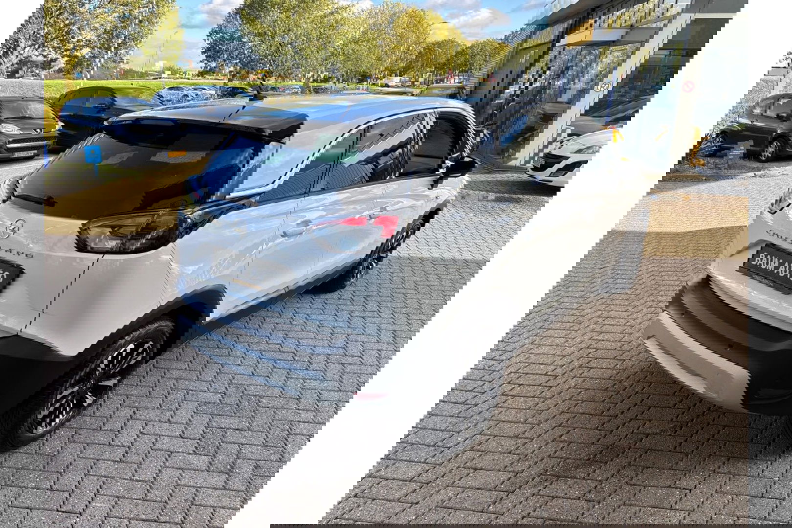 Opel Crossland 1.2 TURBO LEVEL 3 AUTOMAAT AIRCO NAVI PDC-CAMERA.