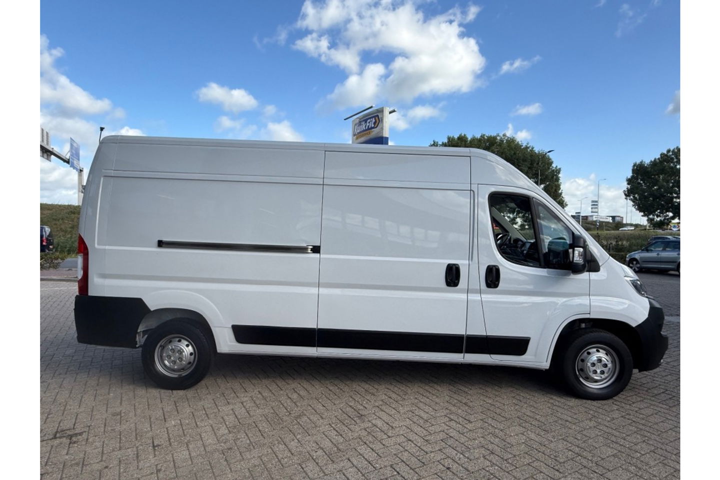 Opel Movano 2.2D L3H3 140PK 3.5T AIRCO NAVI PDC-CAMERA.
