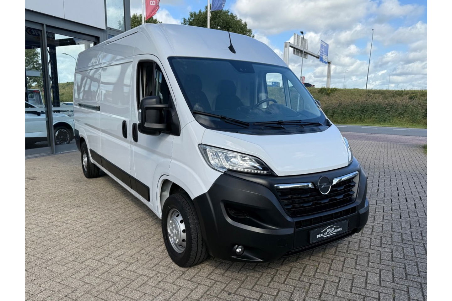 Opel Movano 2.2D L3H3 140PK 3.5T AIRCO NAVI PDC-CAMERA.